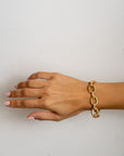 Roberto Coin 18k Gold "Duchessa" Satin Oval Link Bracelet - Skeie's Jewelers