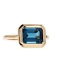 Goshwara 18k Yellow Gold Emerald Cut Gemstone Ring