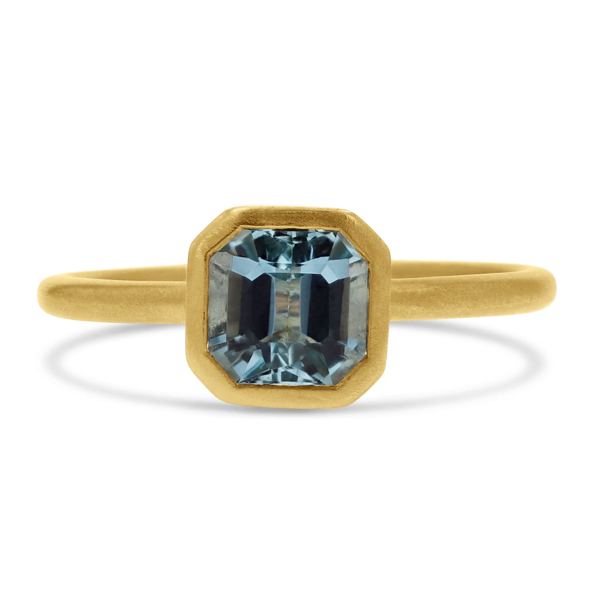 Cushion-Cut Aquamarine Bezel Ring - Skeie's Jewelers