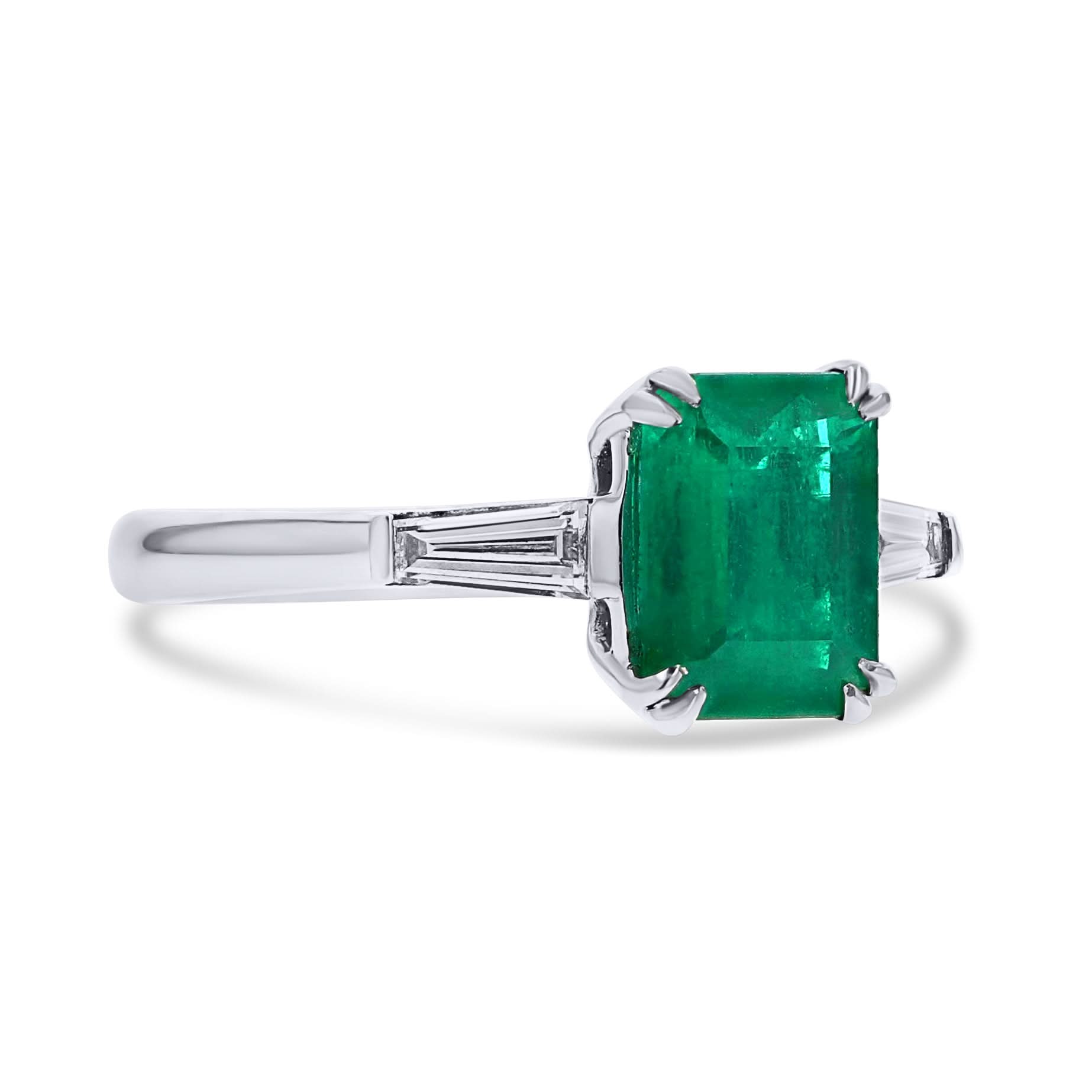 Three Stone Emerald Engagement Ring - Skeie's Jewelers