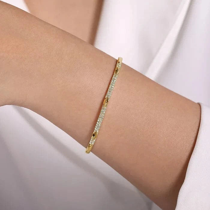 Gabriel & Co. Pyramid Rhombus Station Bangle - Skeie's Jewelers