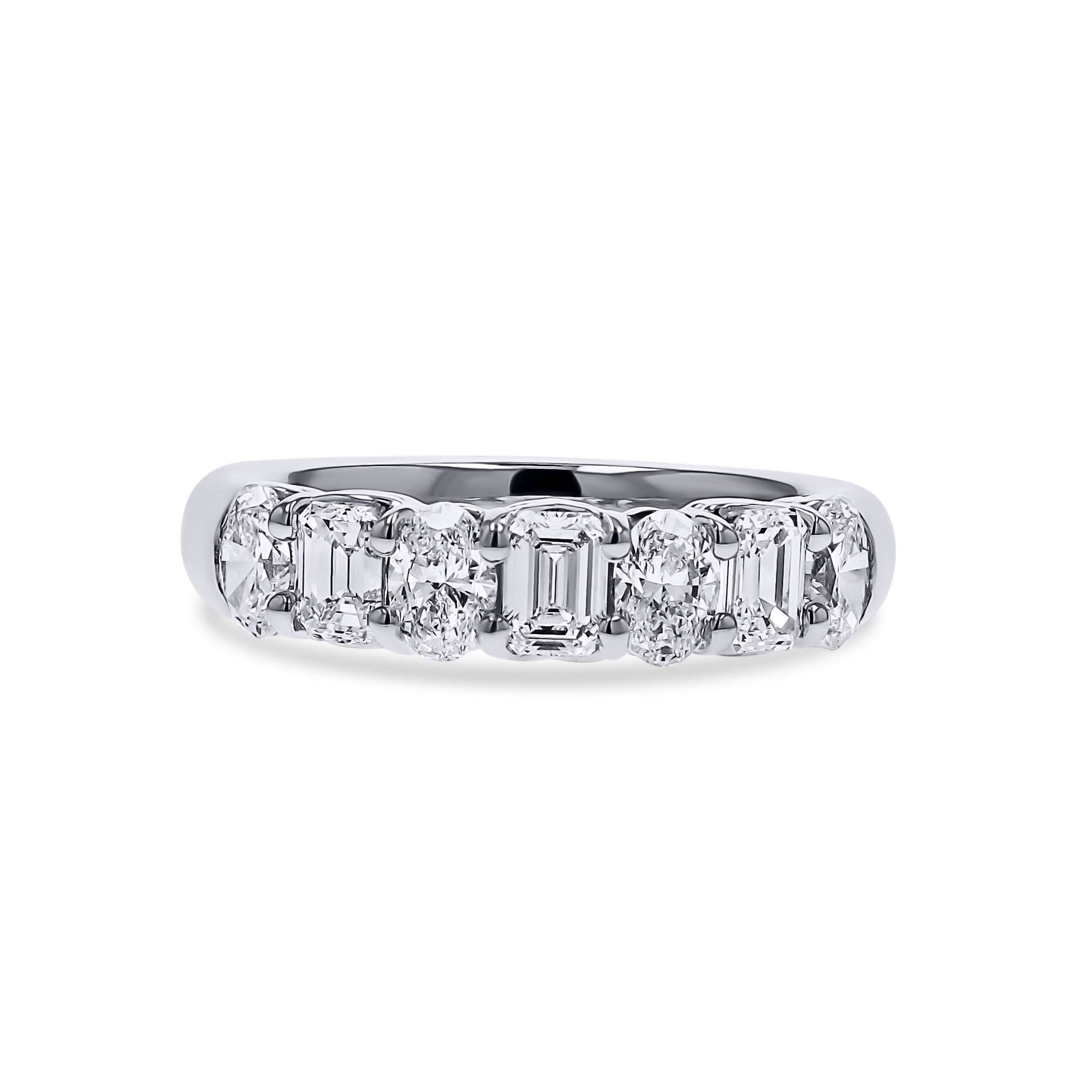 Oval & Emerald Diamond Band - Skeie's Jewelers