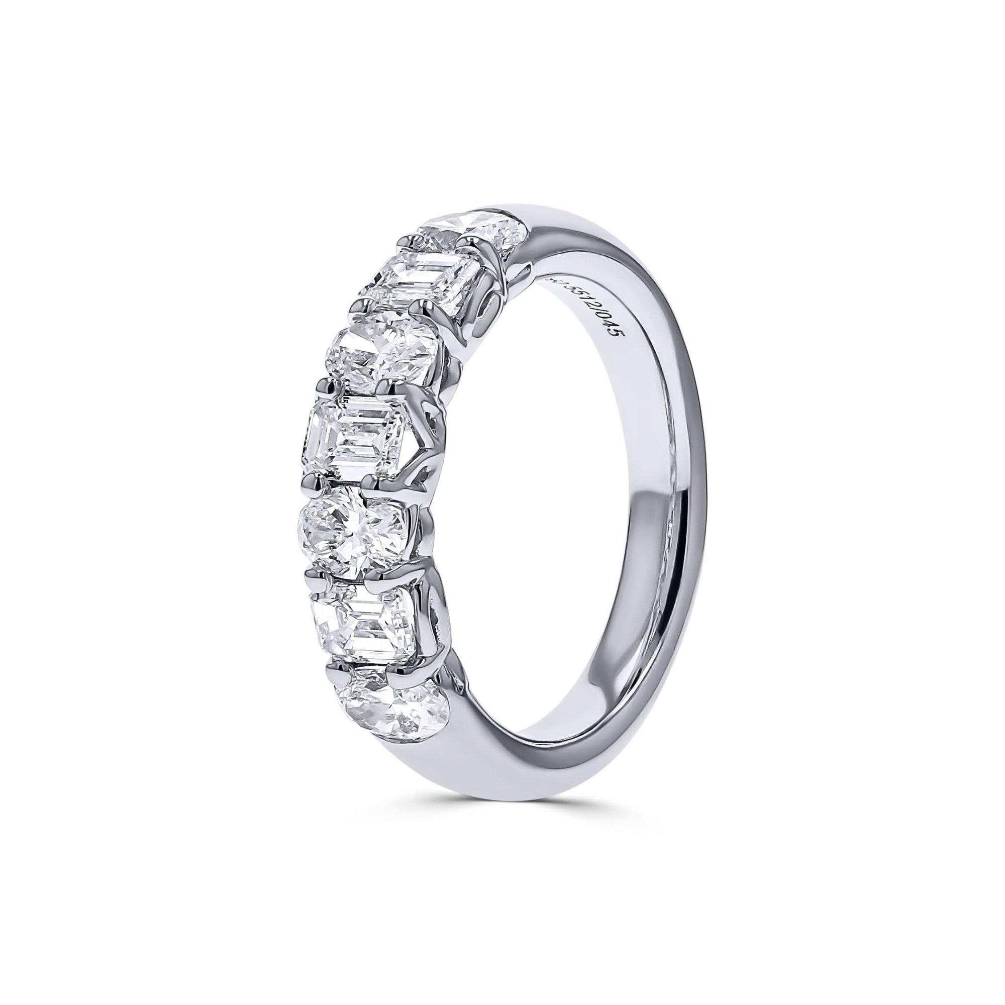Oval & Emerald Diamond Band - Skeie's Jewelers