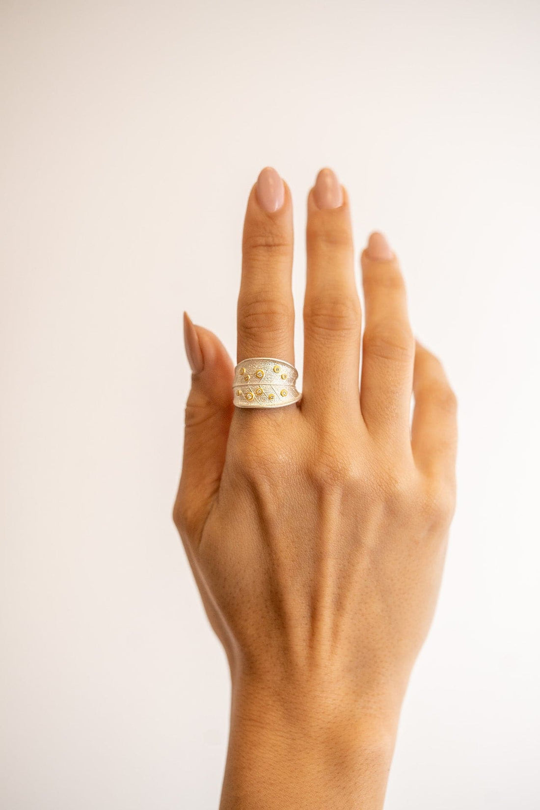 Lika Behar 'Machka Park' Sterling Silver Leaf Ring - Skeie's Jewelers