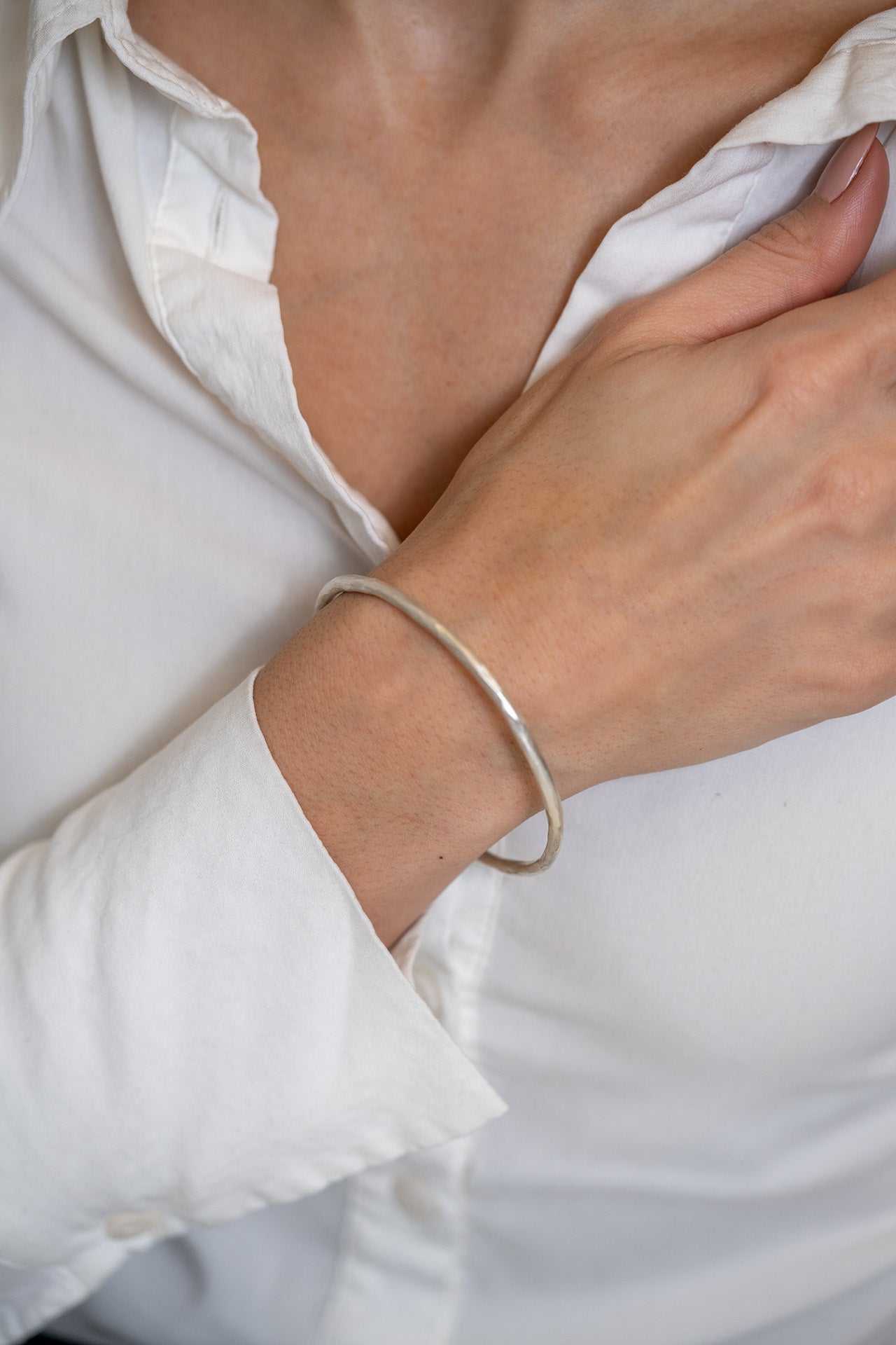 Lika Behar 3mm Sterling Silver Bangle - Skeie's Jewelers