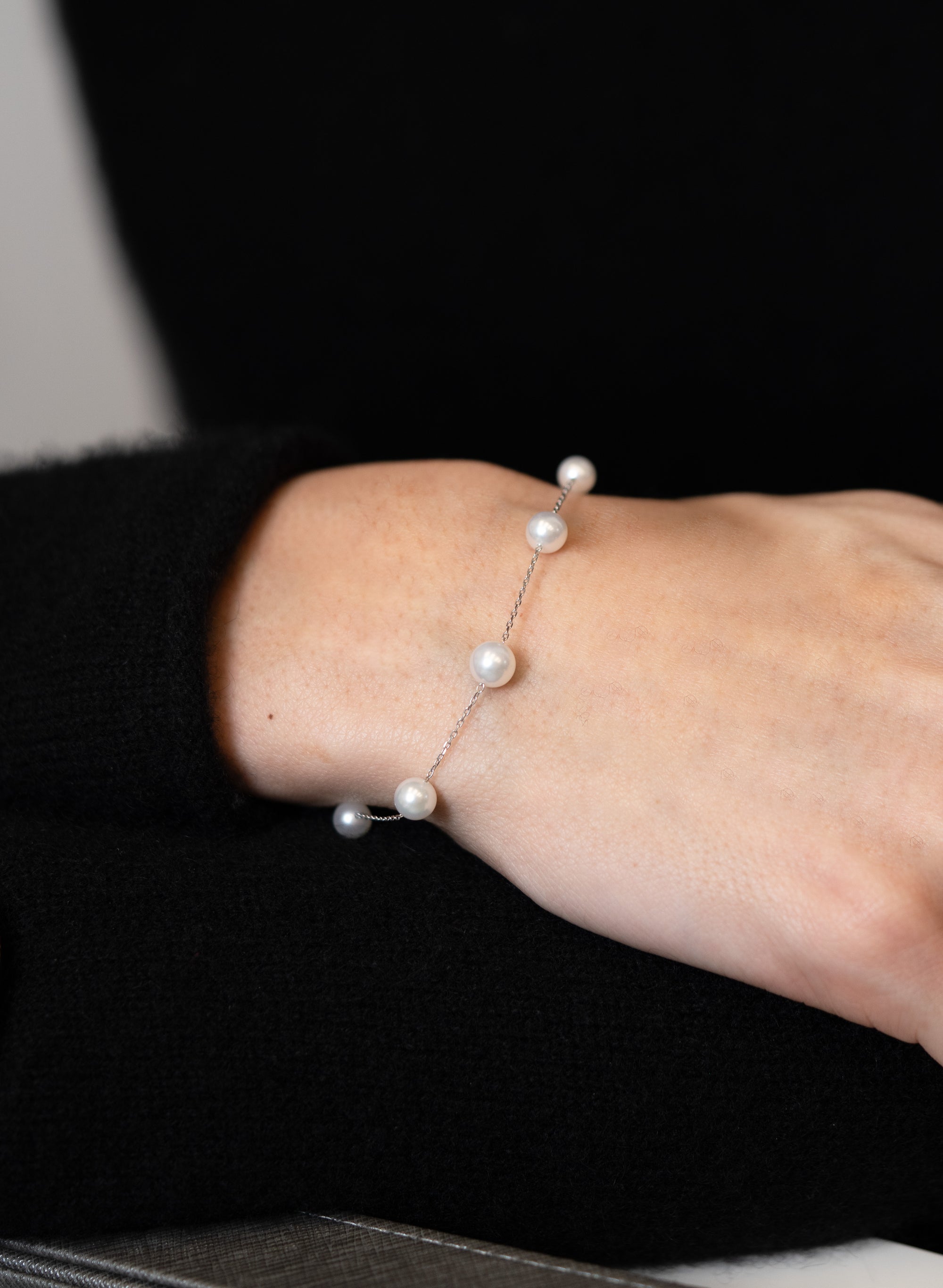 Pearl Station Bracelet - Skeie's Jewelers
