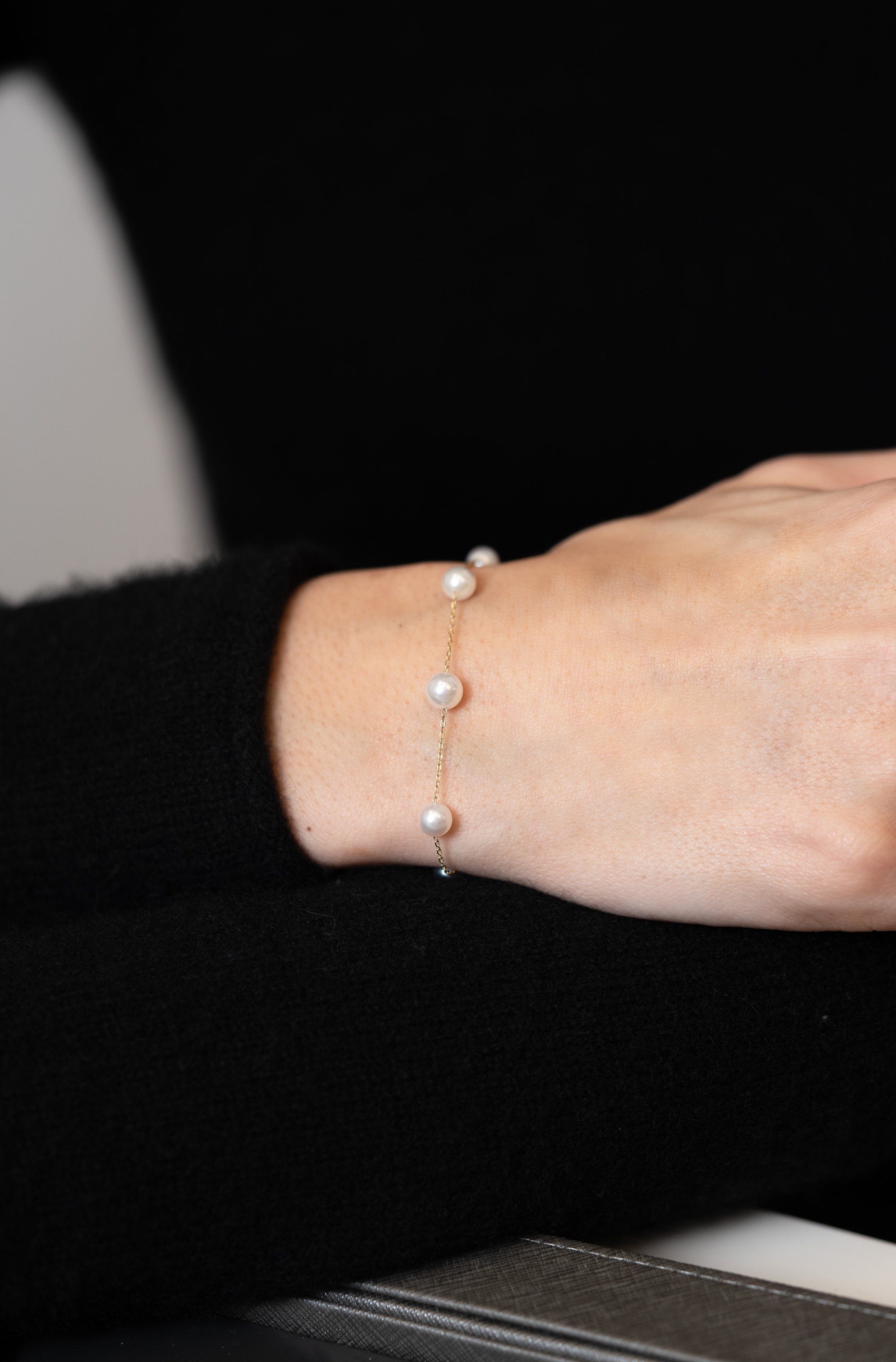 Pearl Station Bracelet - Skeie's Jewelers