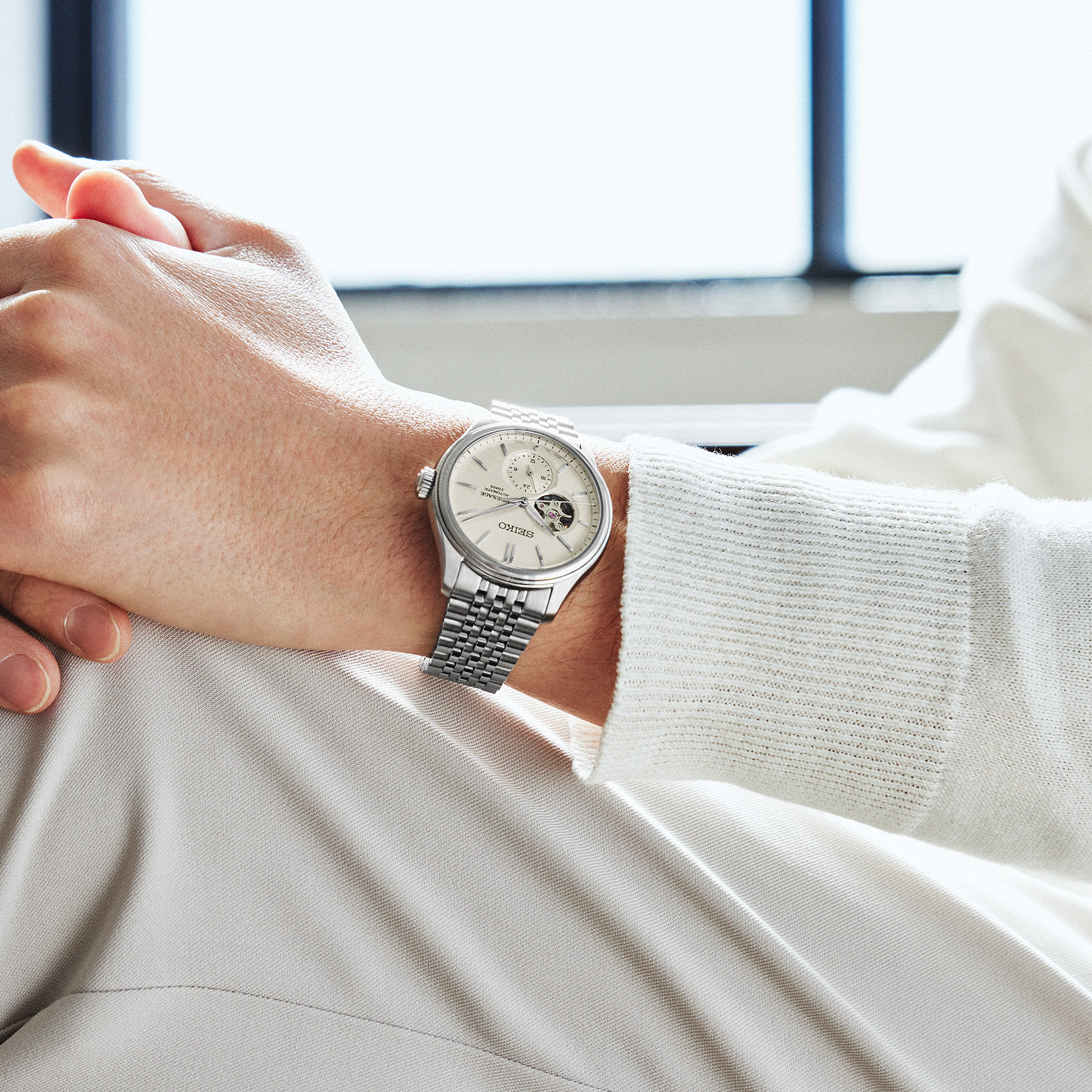 seiko presage spb469 silk dial automatic watch