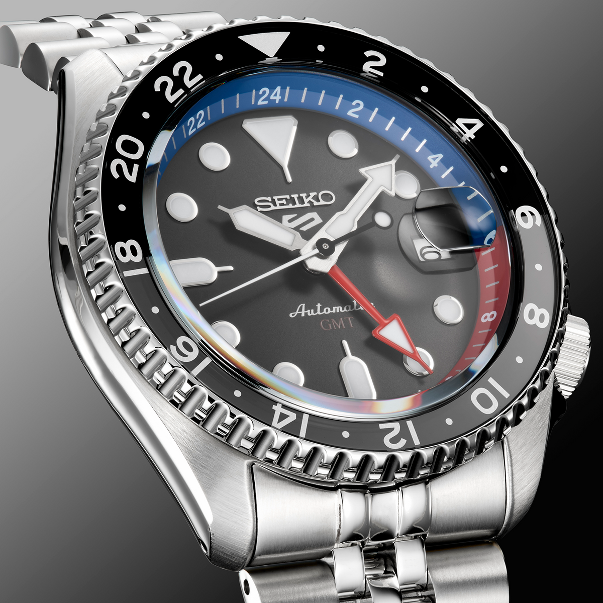 Seiko 5 Sports SSK019 GMT Charcoal Dial Automatic Watch | Skeie's Seiko 5 Sports SSK019 GMT Charcoal Dial Automatic Watch | Skeie's
