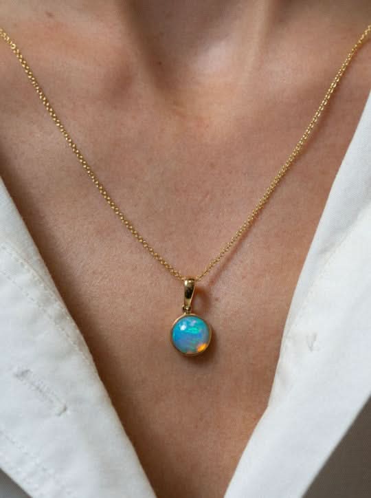 Ethiopian Opal Bezel Pendant Necklace - Skeie&#39;s Jewelers