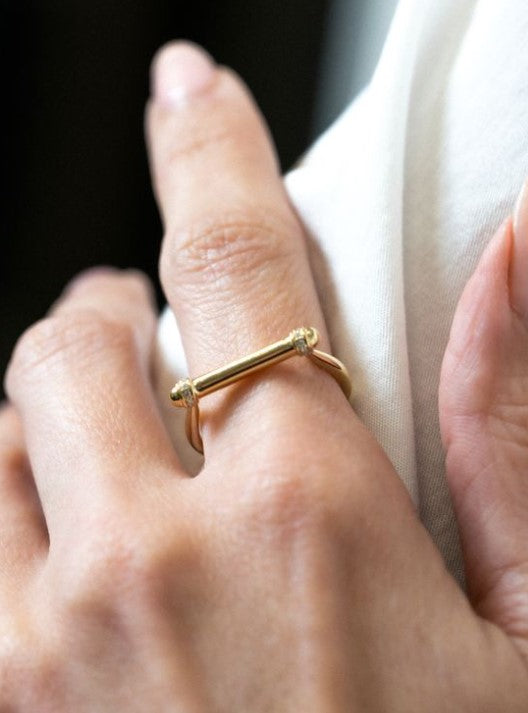 Yellow Gold Bar-Top Ring - Skeie's Jewelers