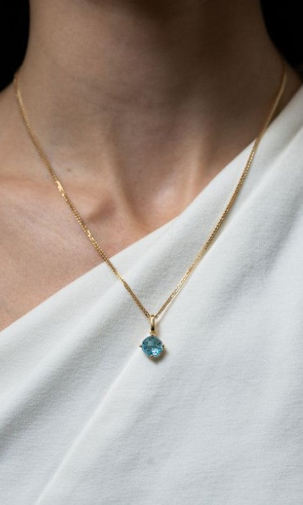 Blue Topaz East-West Round Pendant - Skeie's Jewelers