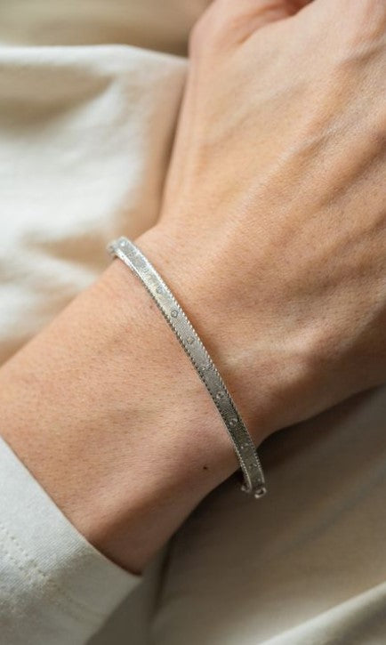 Roberto Coin White Gold Diamond-Set Princess Bangle - Skeie's Jewelers