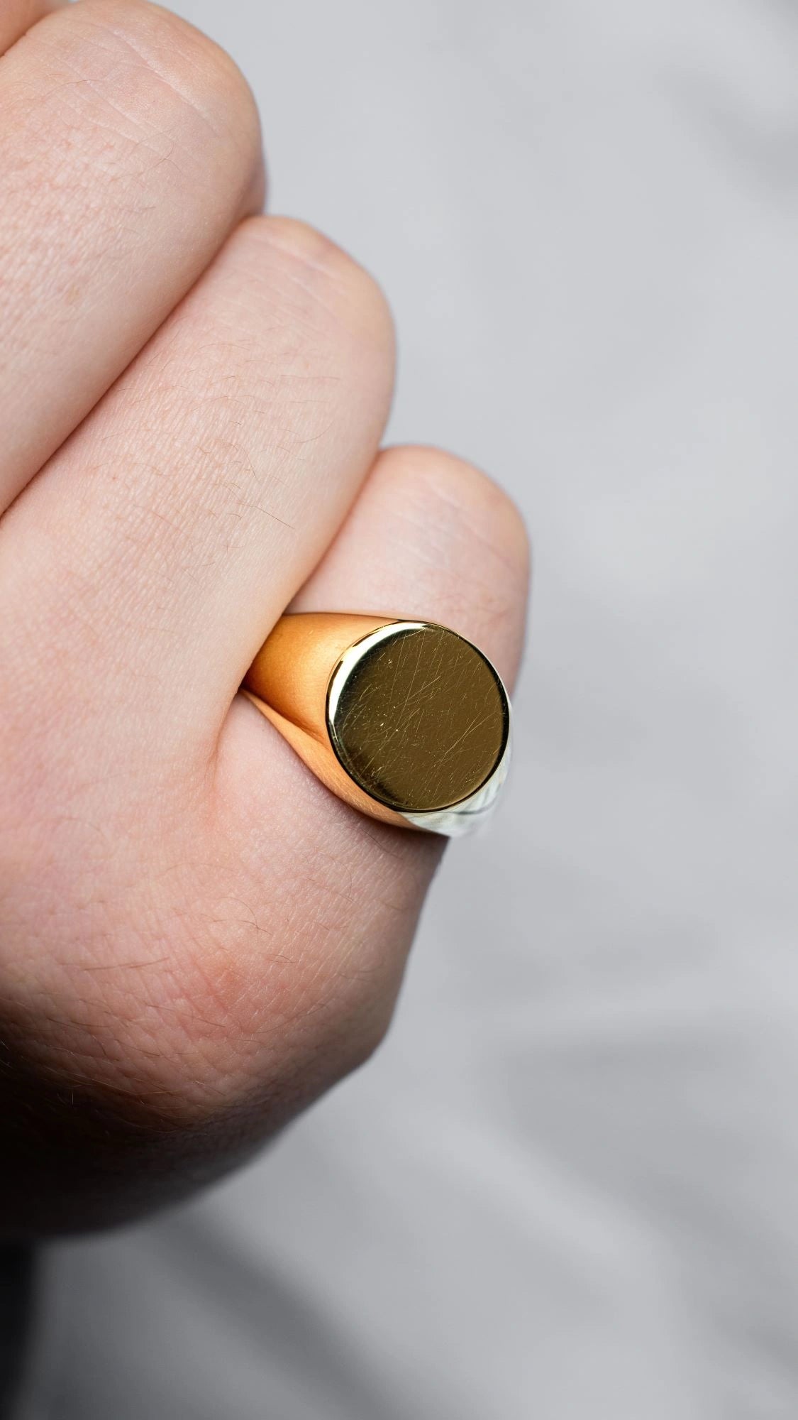 Men's Round Gold Signet Ring - Skeie's Jewelers