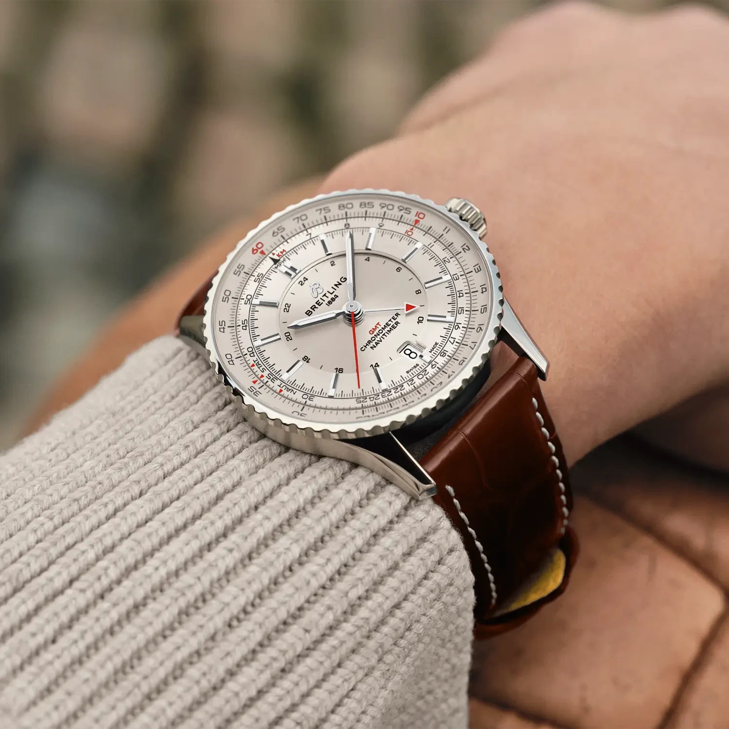 Breitling Navitimer Automatic Gmt 41mm Cream Dial on alligator leather strap - Modeled