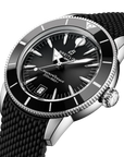 Breitling Superocean Heritage B31 Automatic 40mm Black Dial on rubber strap - Three-Quarter View