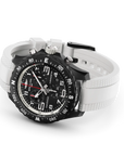 Breitling Endurance Pro 38mm Black Dial on rubber strap - Closed Bracelet