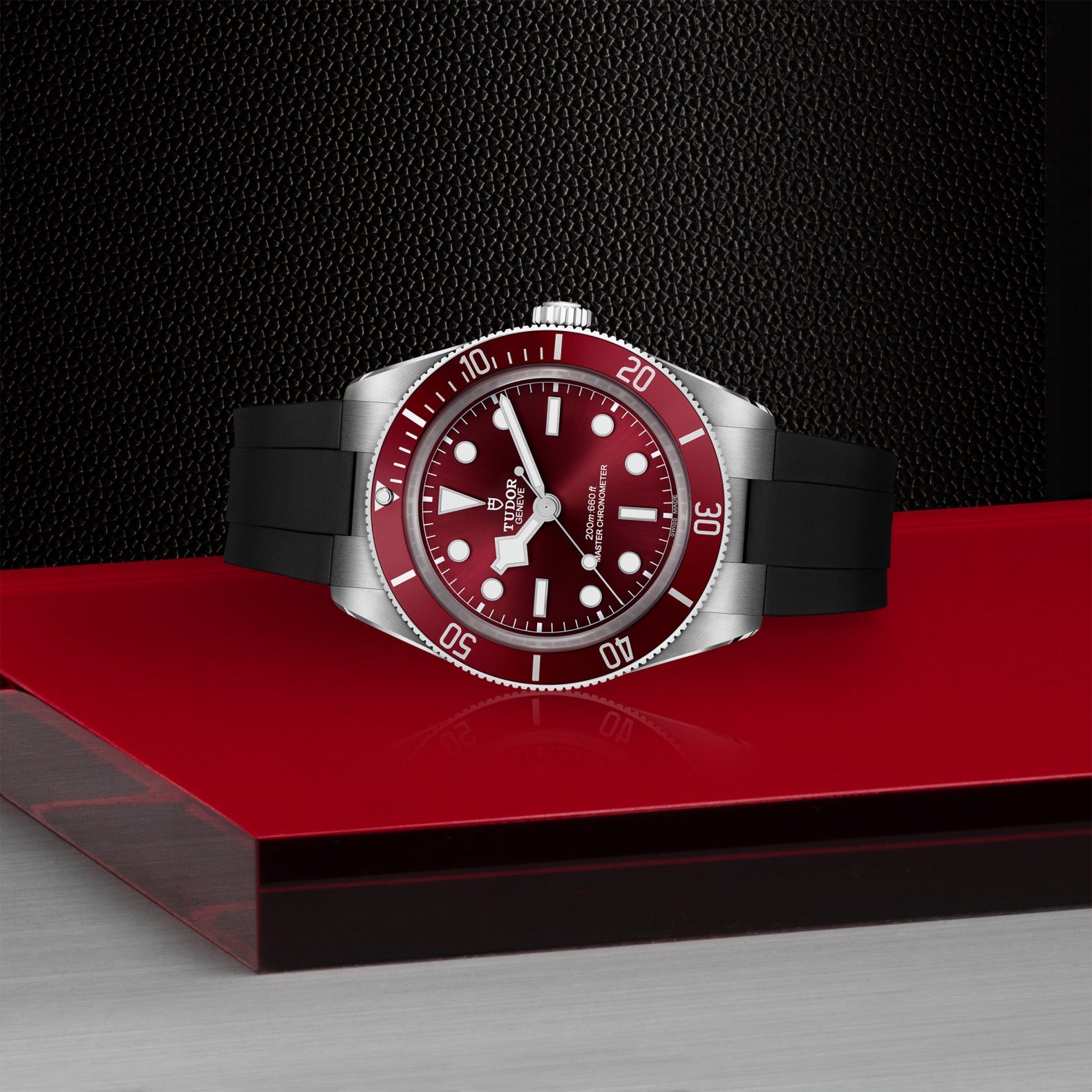 TUDOR Black Bay 58 - Burgundy Dial with Rubber Strap - Skeie's Jewelers