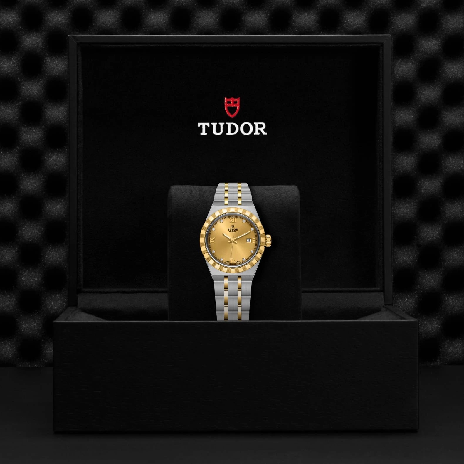 TUDOR Royal 28mm Champagne Dial - M28303-0006 In Box - Skeie's Jewelers