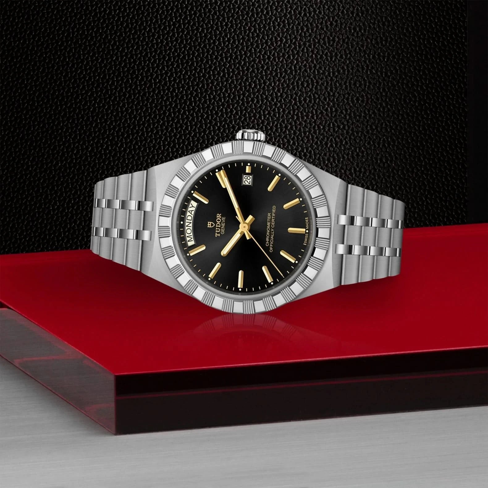 TUDOR Royal 40mm Black Dial - In Store