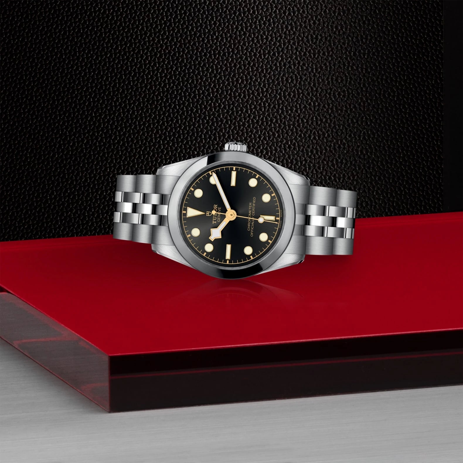 TUDOR Black Bay One 31mm Anthracite Dial - M79600-0001 On Display - Skeie's Jewelers
