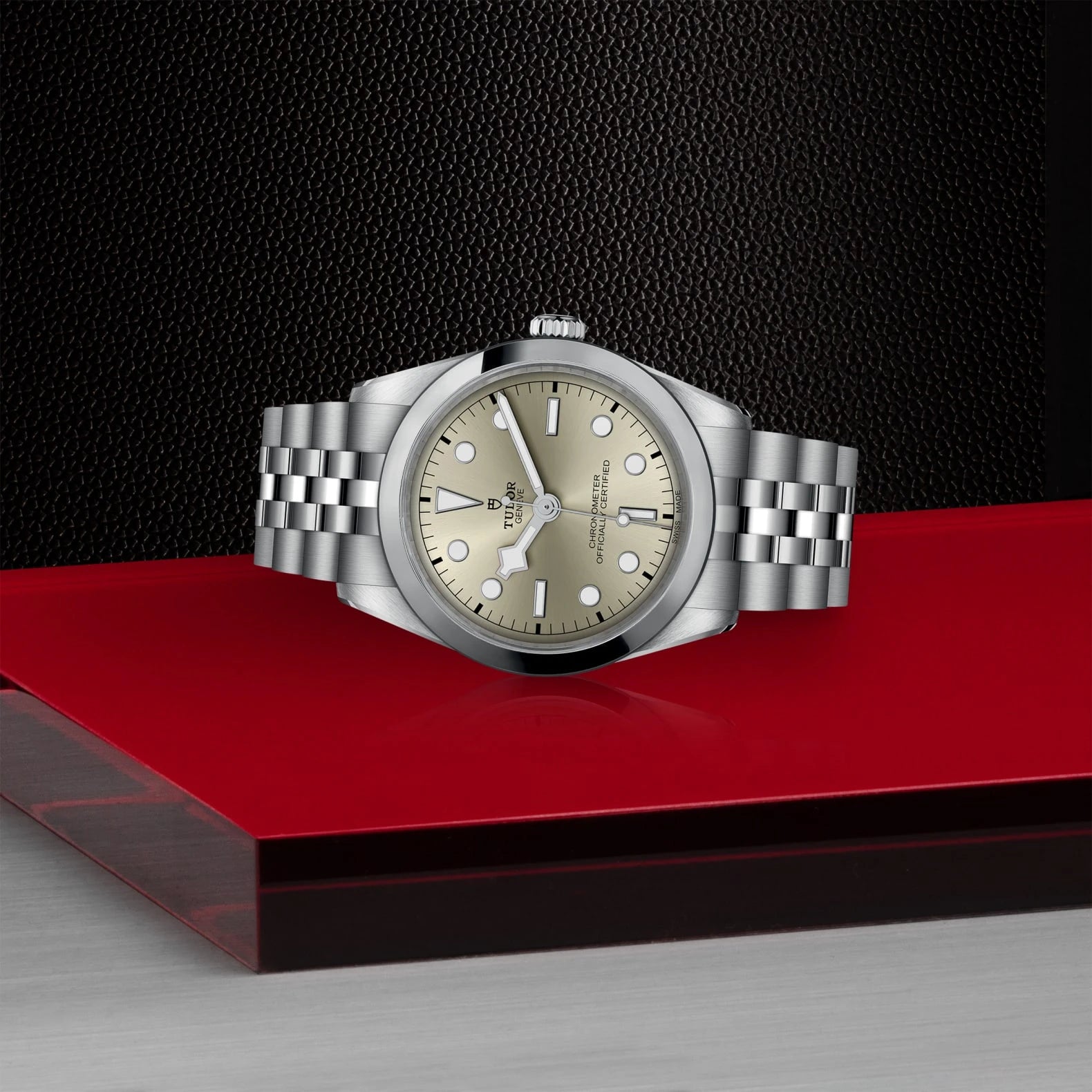 TUDOR Black Bay One 36mm Light Champagne Dial - M79640-0003 On Display - Skeie's Jewelers