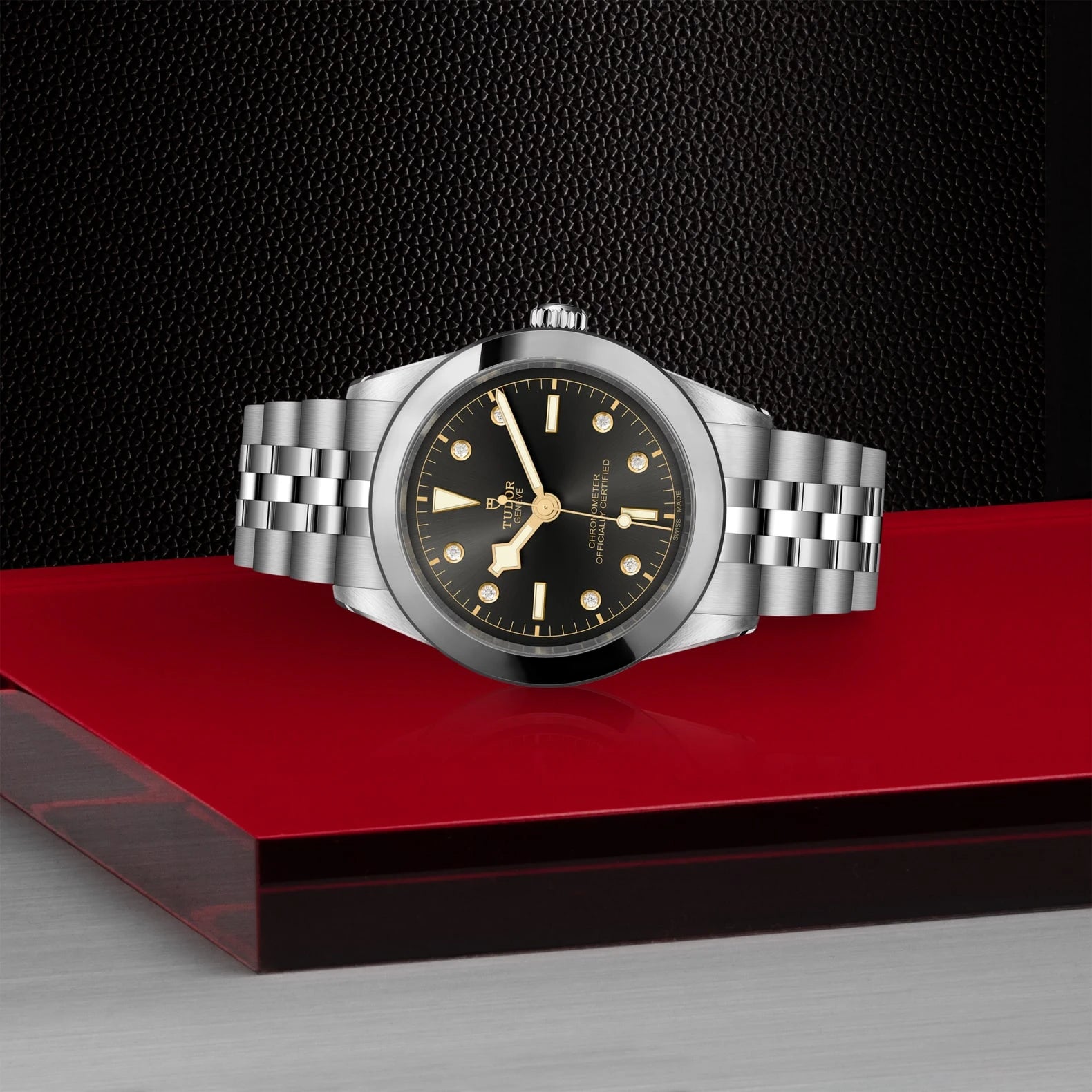 TUDOR Black Bay One 39mm Anthracite Dial - M79660-0004 On Display - Skeie's Jewelers