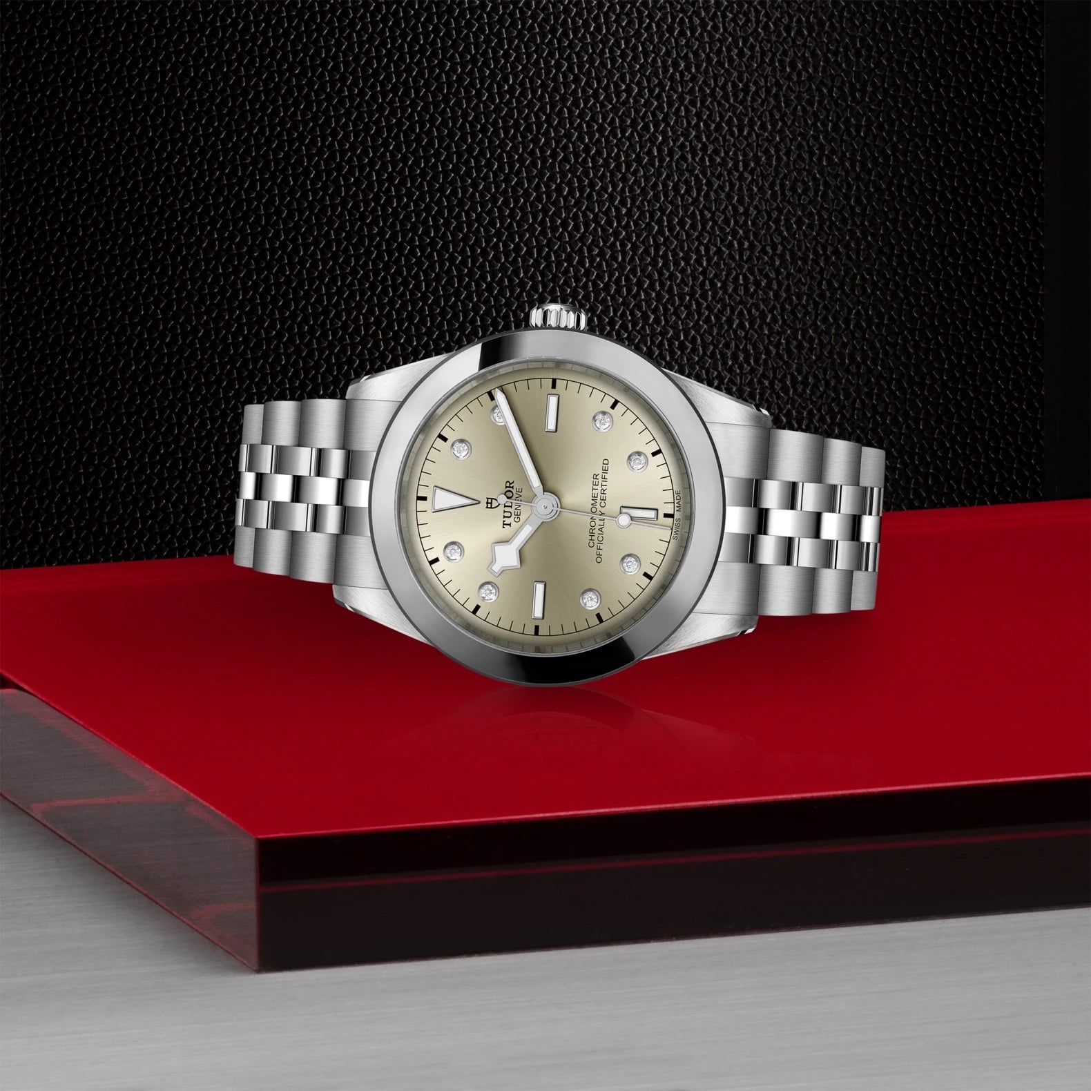 TUDOR Black Bay One 39mm Light Champagne Dial - M79660-0006 On Display - Skeie's Jewelers