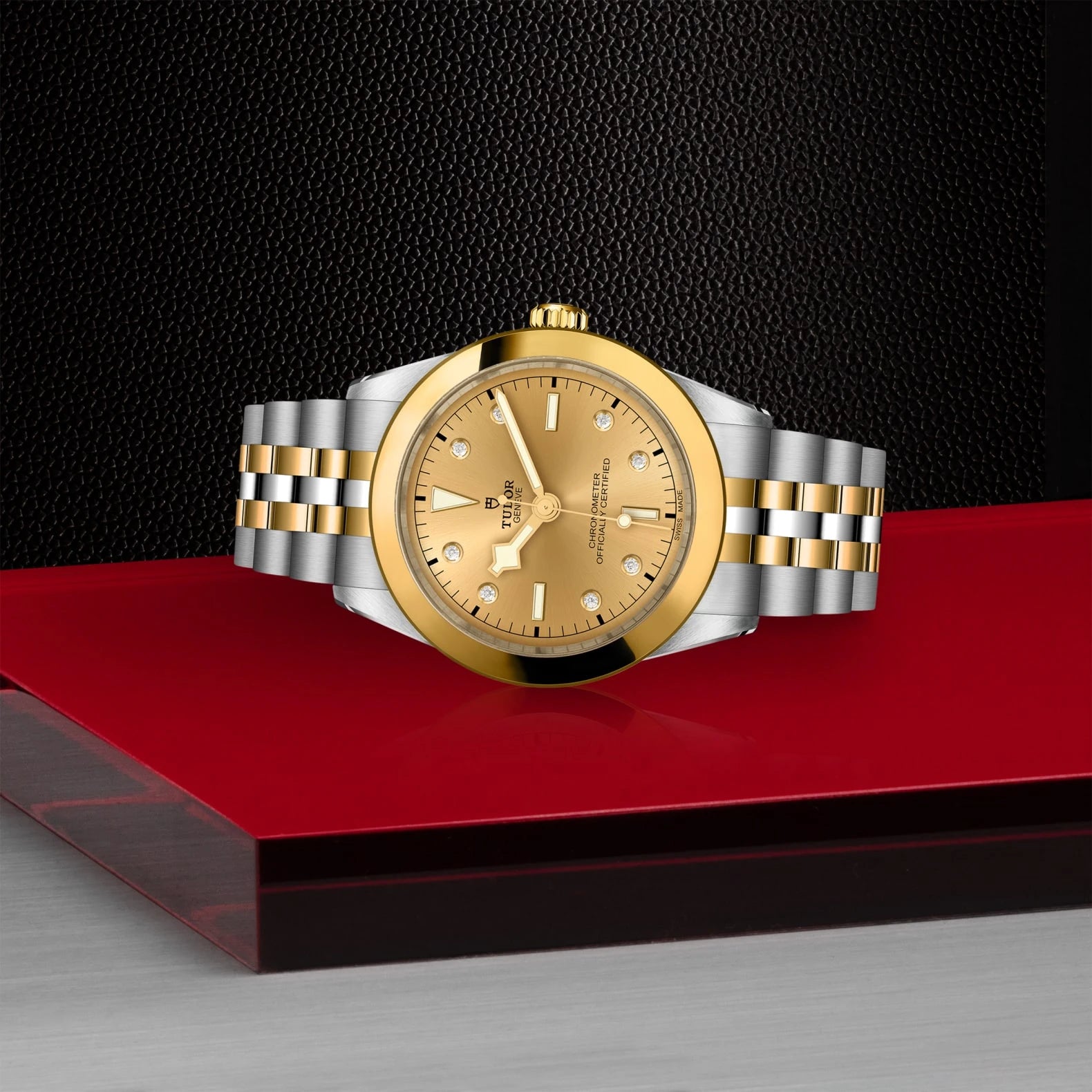 TUDOR Black Bay One S&amp;G 39mm Champagne Dial - M79663-0008 On Display - Skeie's Jewelers