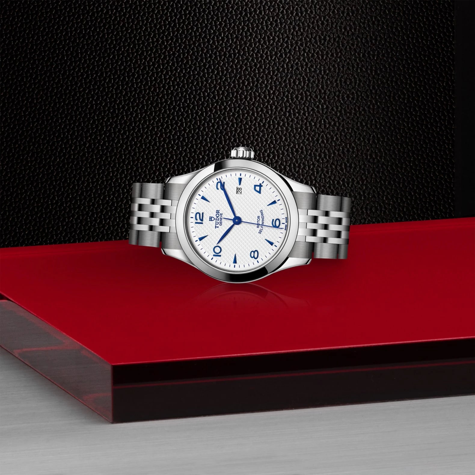 TUDOR 1926 28mm Opaline Dial - M91350-0005 On Display - Skeie's Jewelers