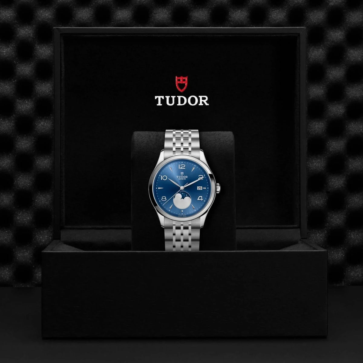 TUDOR 1926 Luna 39mm Blue Dial - Presentation Box