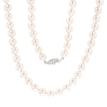 Freshwater Pearl Strand 16" with White Gold Clasp