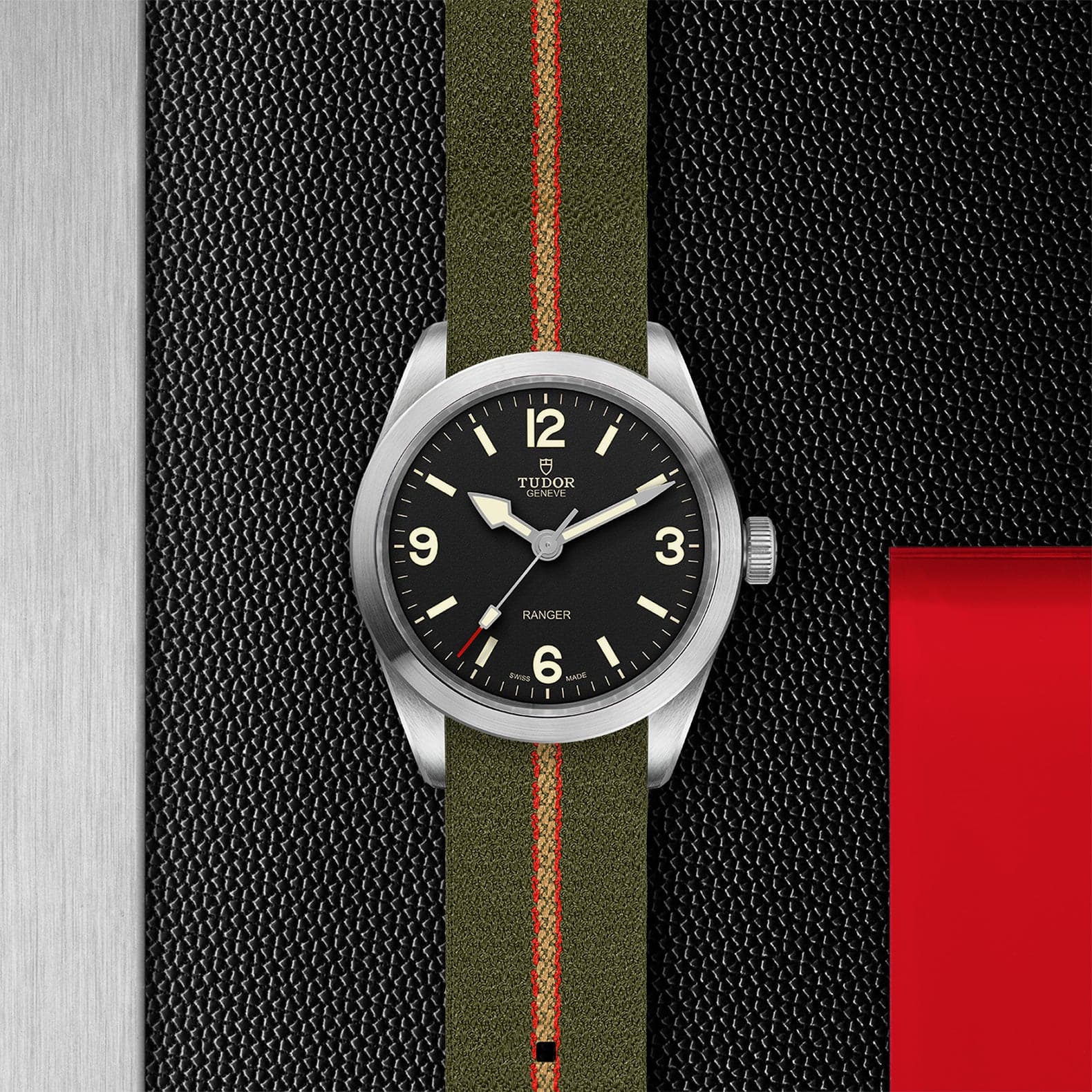 Tudor Ranger 39mm steel case Green, red and beige fabric strap - Skeie's Jewelers