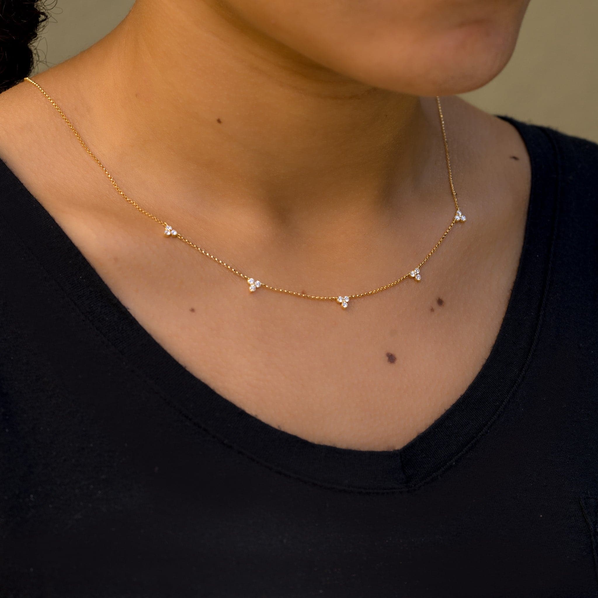 Roberto Coin Diamond Flower Station Necklace | Skeie's Jewelers