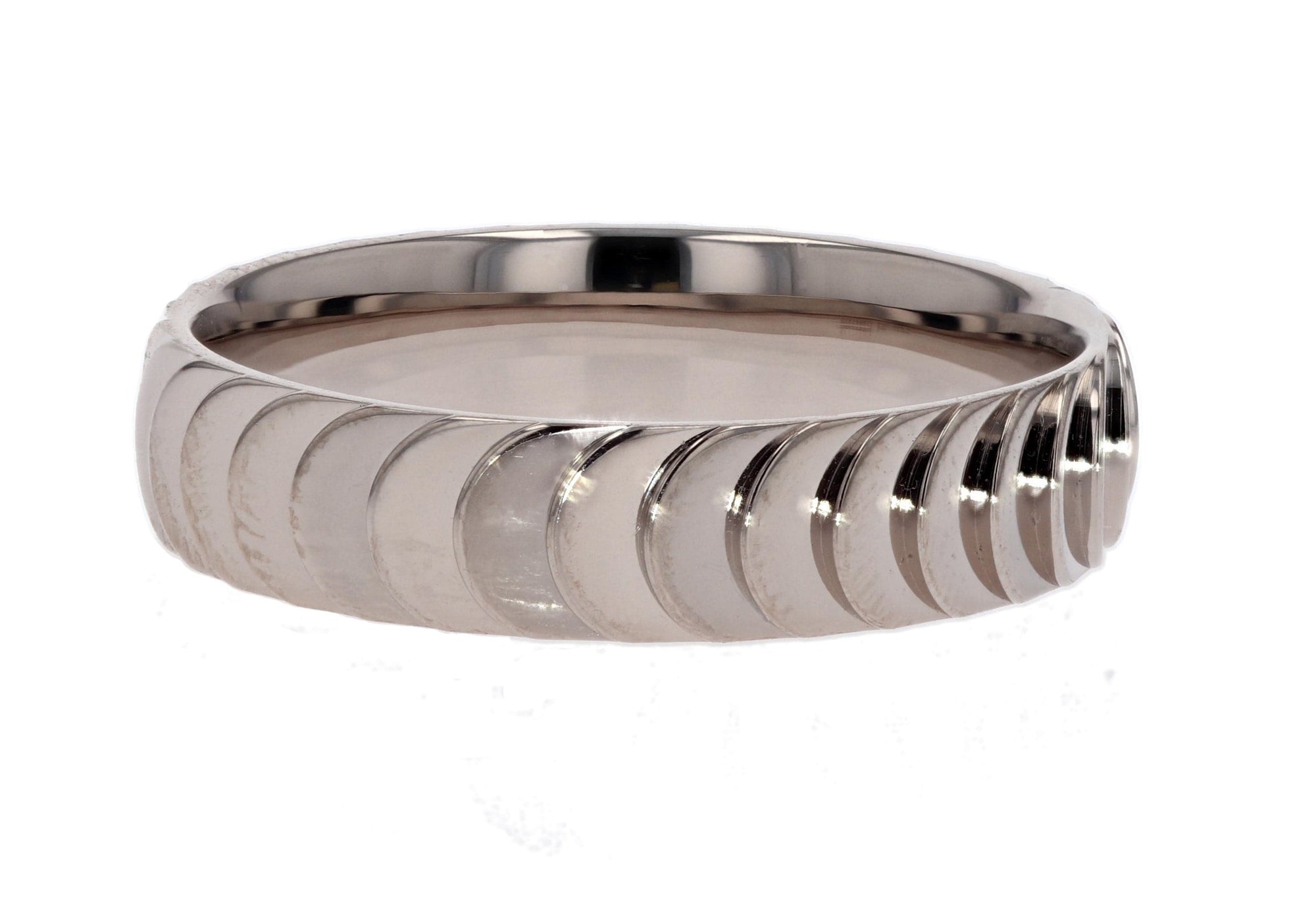 Furrer Jacot 5mm 18k Gold Scallop Wedding Band Ring